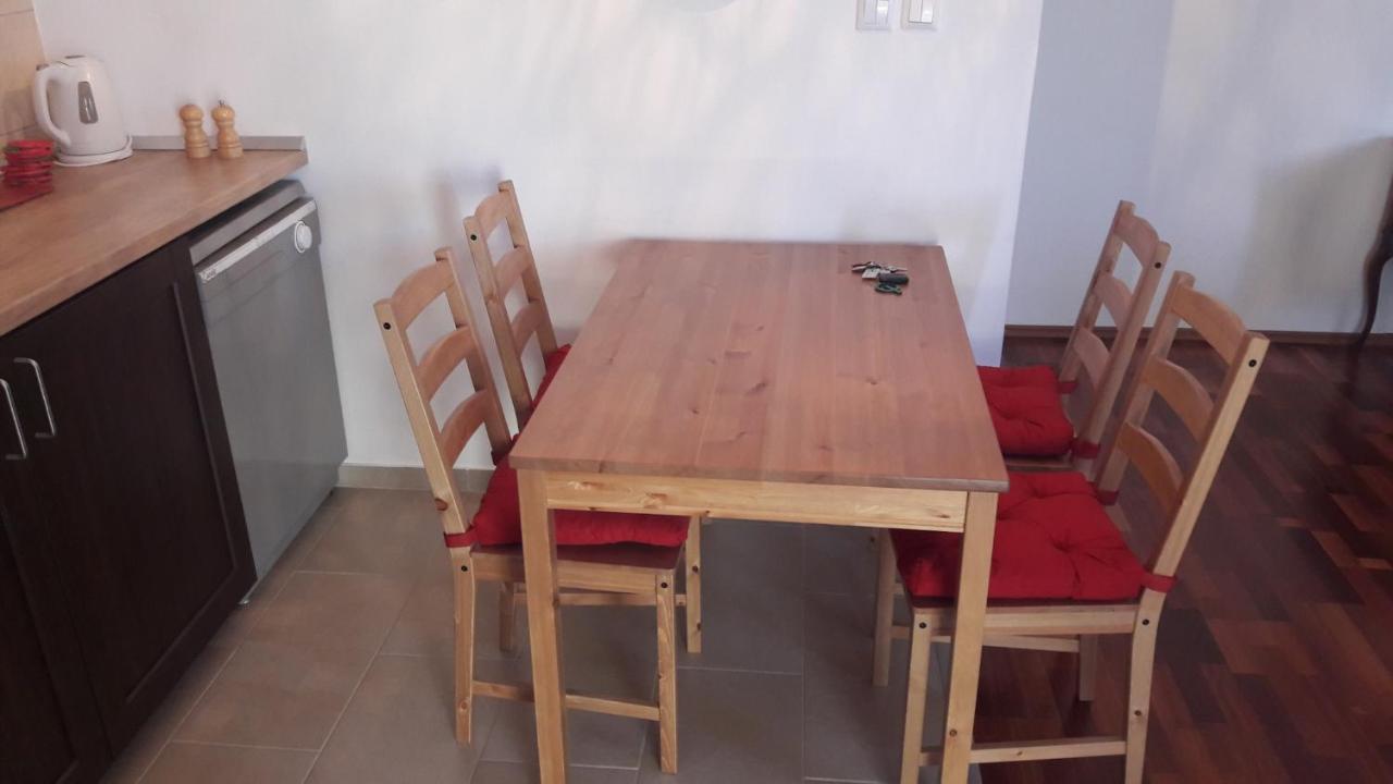 Apartment Lana Traù Esterno foto