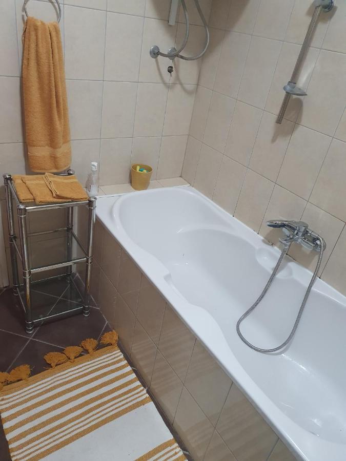 Apartment Lana Traù Esterno foto