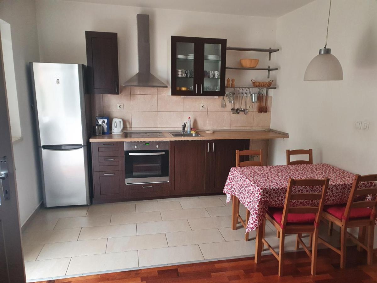 Apartment Lana Traù Esterno foto
